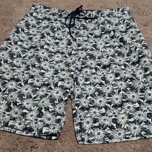 Tommy jeans floral starburst peached board shorts